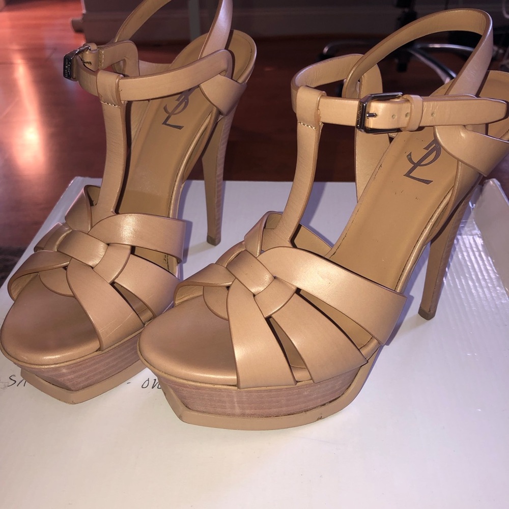 Yves Saint Laurent Classic Heels Size 6.5/7  (EU 36.5)